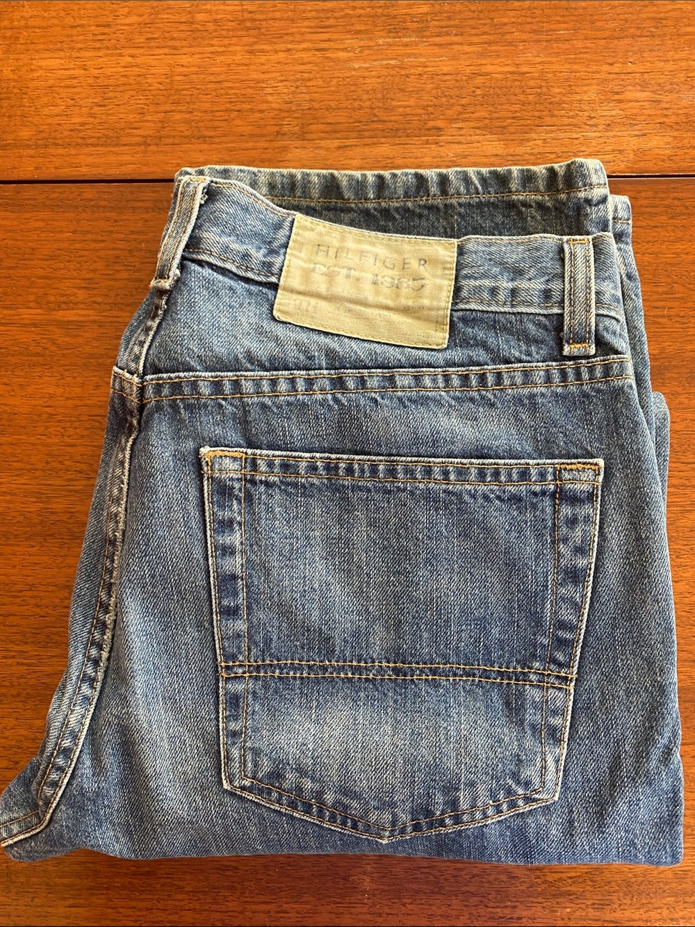 Tommy Hilfiger Men's Light Blue Relaxed Denim Jeans
